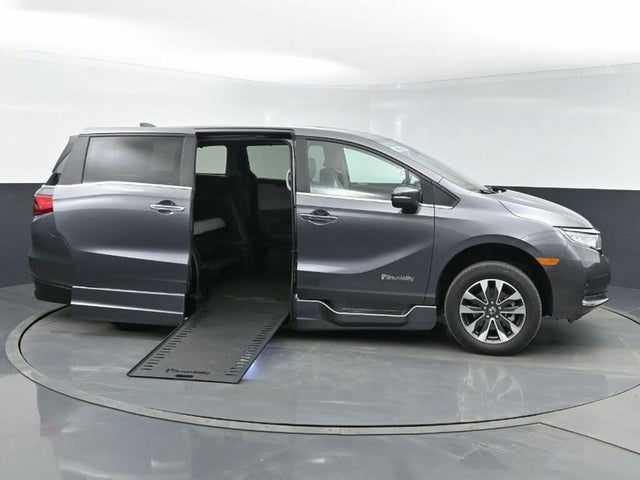 2024 Honda Odyssey EX-L FWD