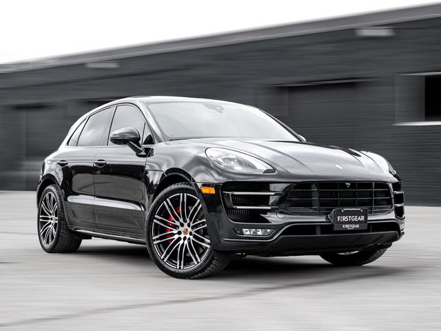 Porsche Macan Turbo AWD with Performance Package 2017