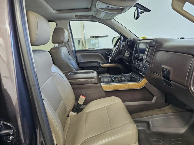 2015 Chevrolet Silverado 1500 LTZ Crew Cab 4WD