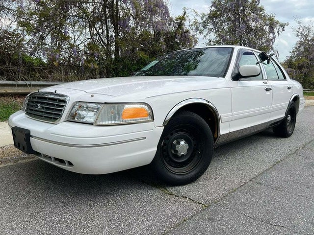 Ford Crown Victoria 2002