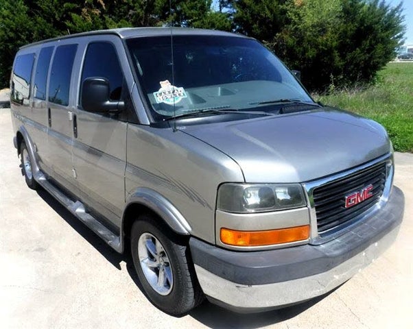 2004 GMC Savana 1500 Passenger Van