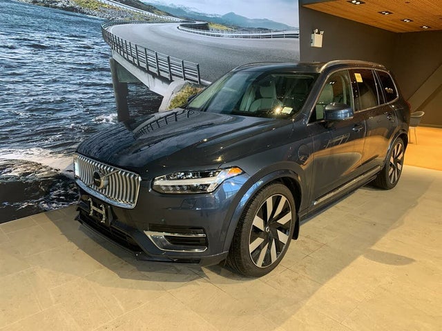 Volvo XC90 Recharge T8 Ultimate Bright Theme 7-Passenger eAWD 2023