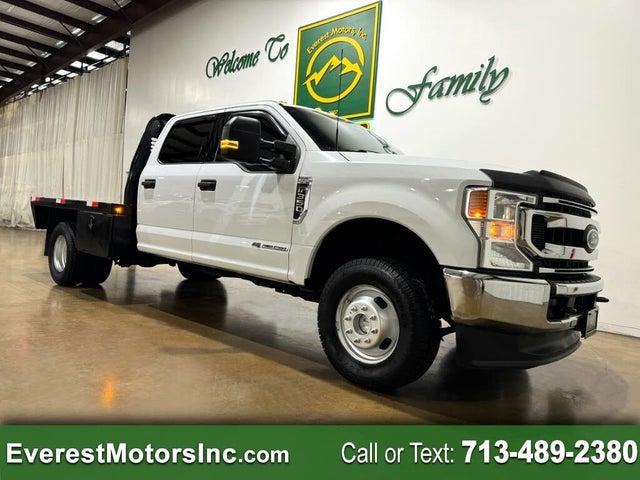 2022 Ford F-350 Super Duty Chassis XLT Crew Cab DRW 4WD