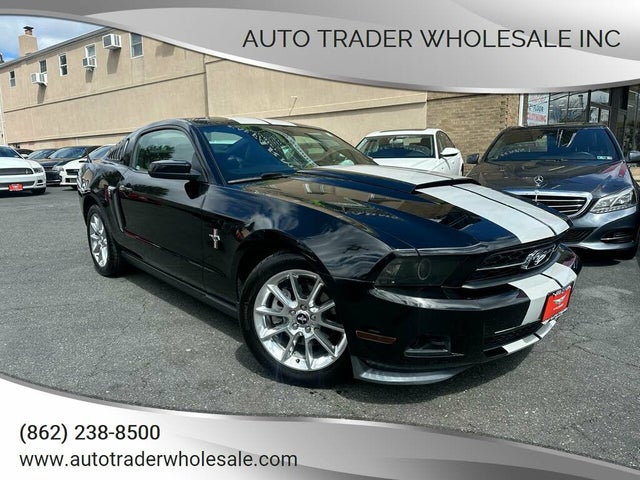 2011 Ford Mustang V6 Premium Coupe RWD