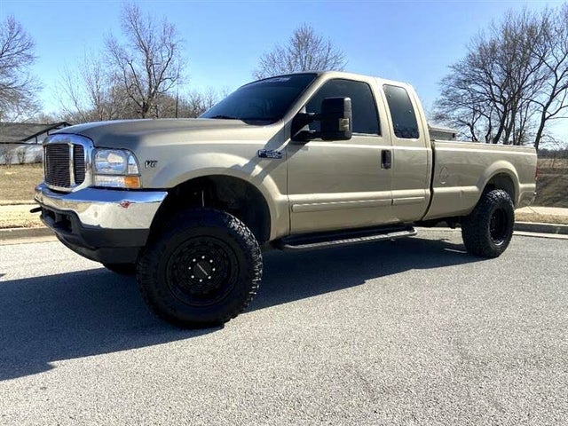 2001 Ford F-250 Super Duty XL Extended Cab LB
