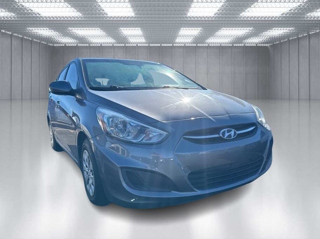 2015 Hyundai Accent GS 4-Door Hatchback FWD