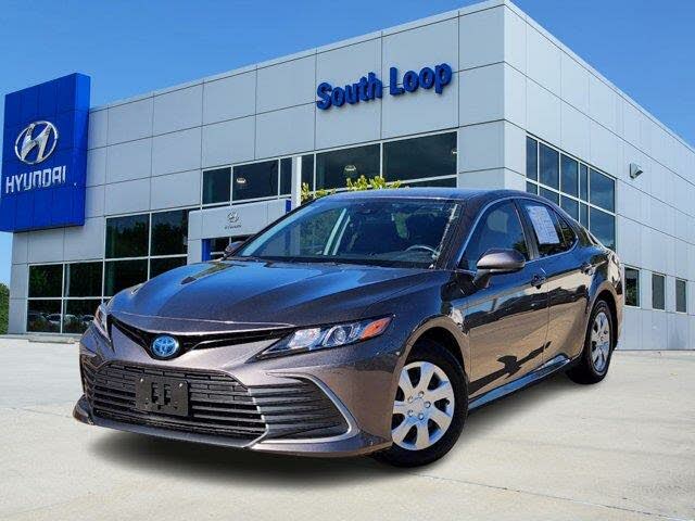 2022 Toyota Camry Hybrid LE FWD