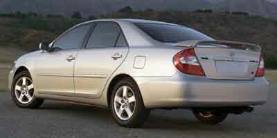 2004 Toyota Camry LE FWD