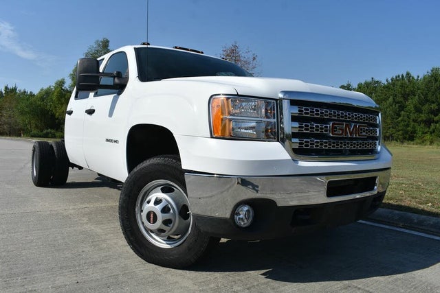 2013 GMC Sierra 3500HD Work Truck Crew Cab 4WD Chassis