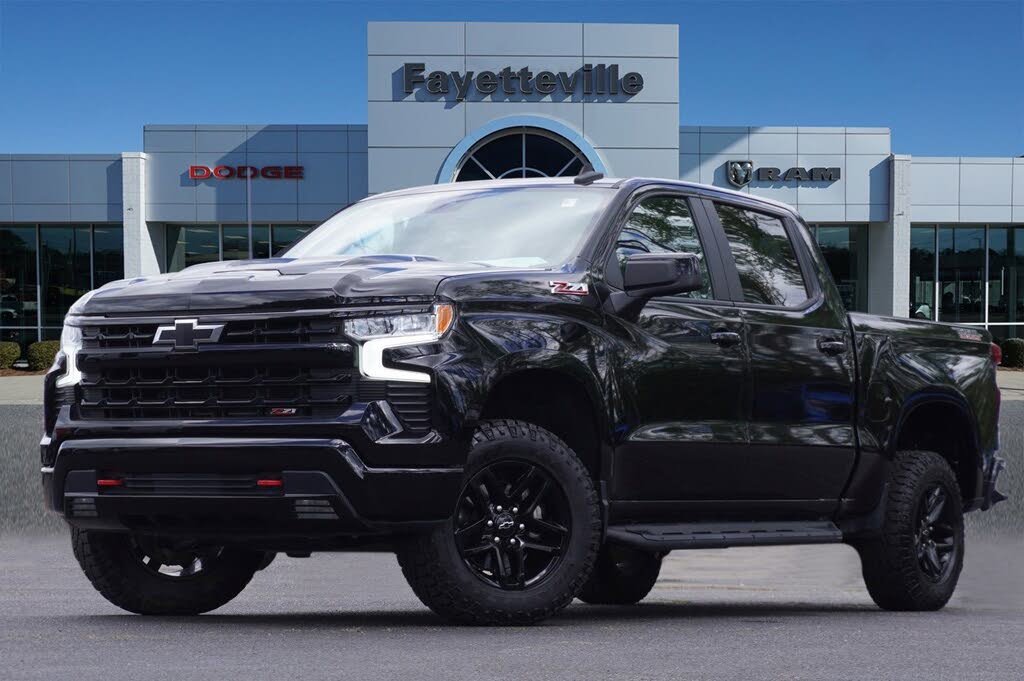 Certified Pre-Owned 2019 Chevrolet Silverado 1500 LT Trail Boss Crew Cab  #81595A