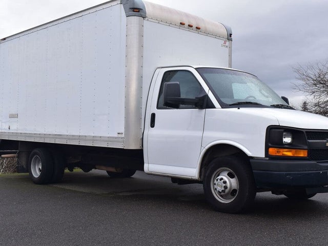 2016 Chevrolet Express Chassis 3500 177 Cutaway with 1WT RWD