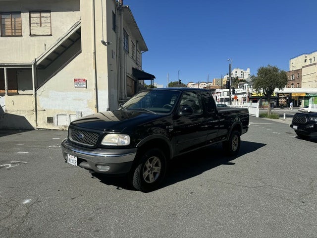 2003 Ford F-150 Lariat Extended Cab 4WD SB