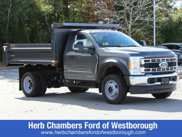 2023 Ford F-550 Super Duty Chassis XLT Regular Cab DRW 4WD