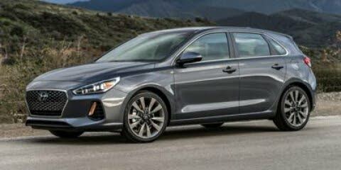 Hyundai Elantra GT Preferred FWD 2020