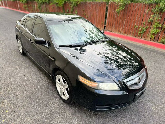 2005 Acura TL FWD with Performance Tires and Navigation