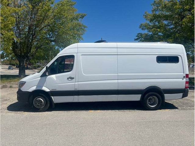 2014 Mercedes-Benz Sprinter Cargo 3500 170 High Roof Extended DRW RWD