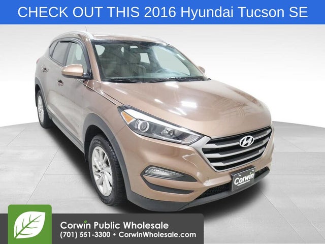 2016 Hyundai Tucson 2.0L SE AWD with Beige Seats