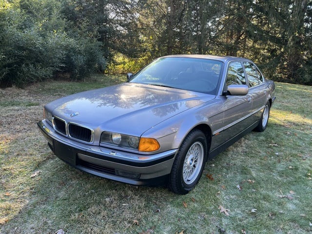 1997 BMW 7 Series 740i RWD