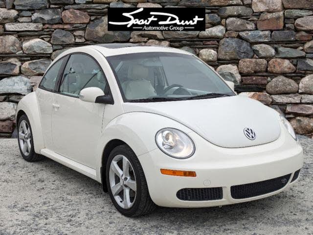 2008 Volkswagen Beetle Triple White