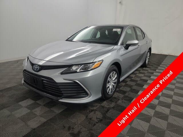 2024 Toyota Camry Hybrid LE FWD