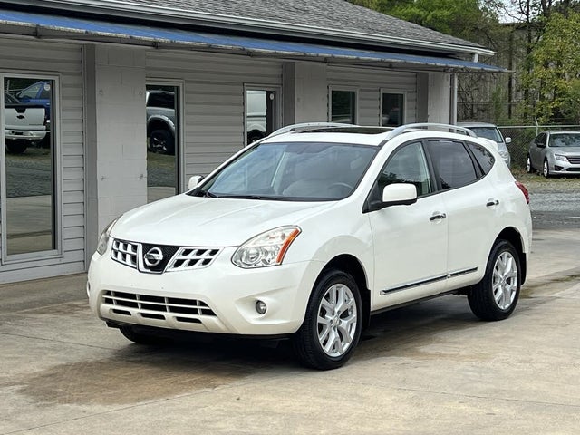 2013 Nissan Rogue SV with SL