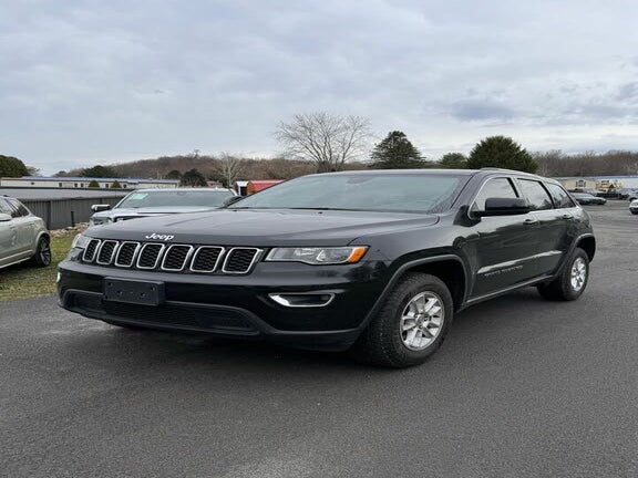 2019 Jeep Grand Cherokee Laredo E 4WD