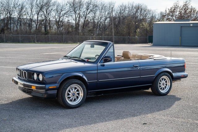 1989 BMW 3 Series 325i Convertible RWD