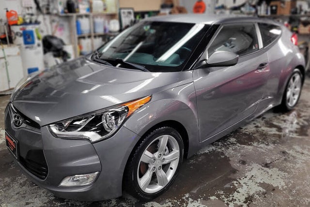 2012 Hyundai Veloster FWD with Technology Package