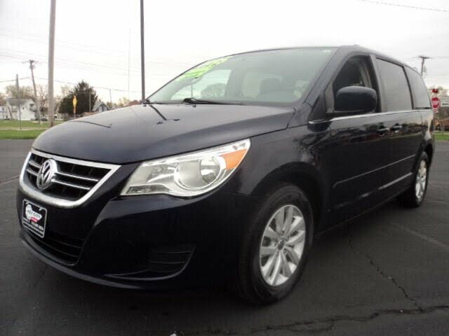 2014 Volkswagen Routan SE with RSE and Nav