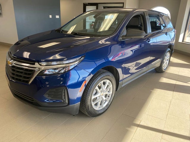 Chevrolet Equinox LS AWD with 1LS 2022