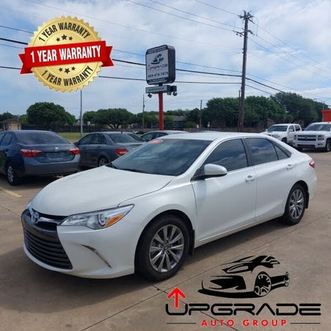 2016 Toyota Camry Hybrid LE FWD