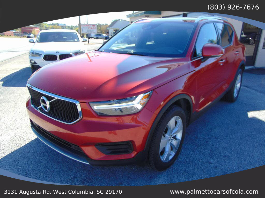 2022 Volvo XC40 T4 Momentum FWD