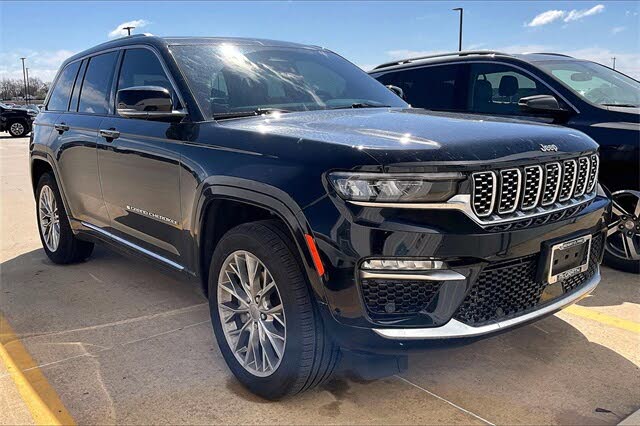 2022 Jeep Grand Cherokee Summit 4WD