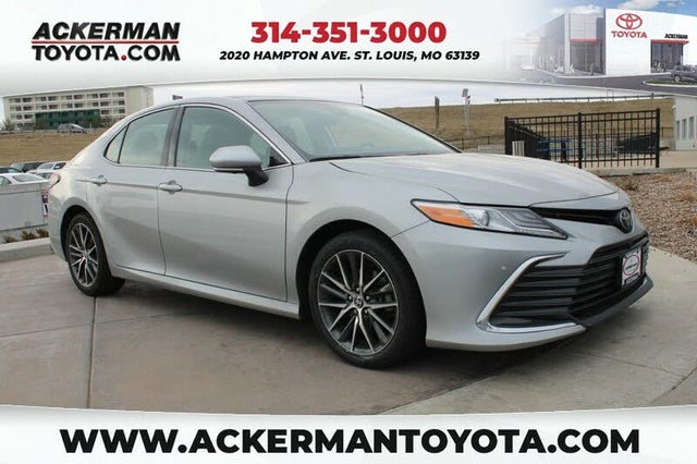 2021 Toyota Camry XLE V6 FWD