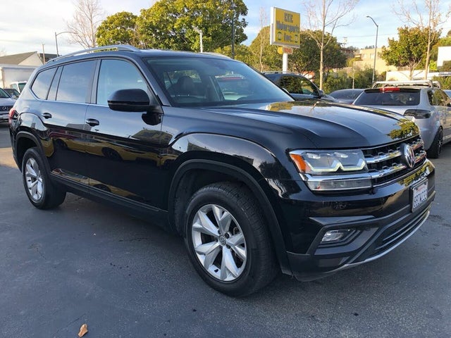 2018 Volkswagen Atlas SE with Technology