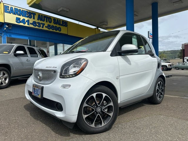 2017 smart fortwo electric drive passion hatchback RWD