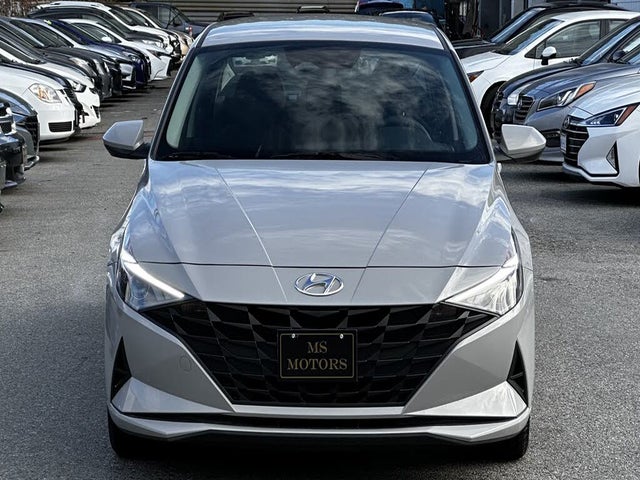 2022 Hyundai Elantra Hybrid Preferred FWD