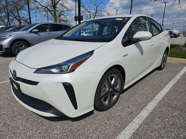 2019 Toyota Prius Limited FWD