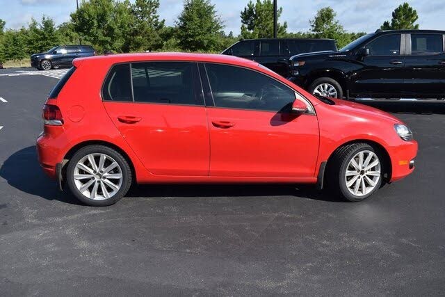 2014 Volkswagen Golf TDI with Sunroof and Navigation
