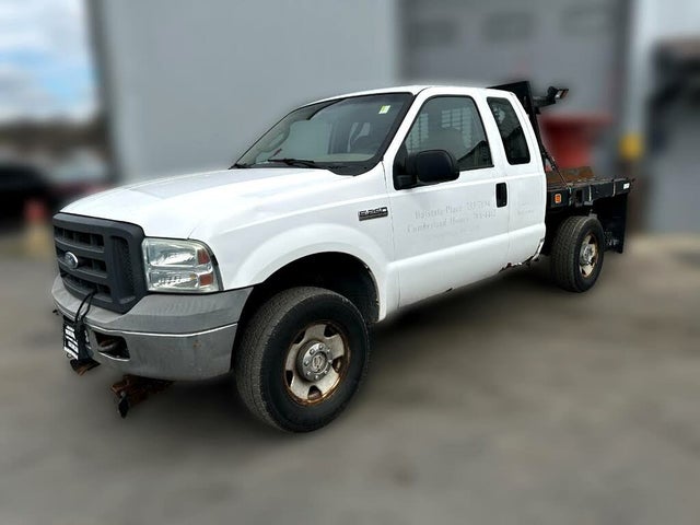 2005 Ford F-250 Super Duty XLT Extended Cab LB 4WD