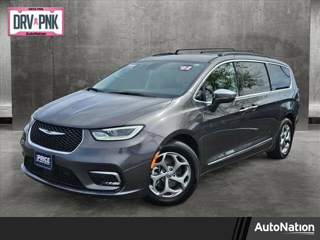 2022 Chrysler Pacifica Limited FWD