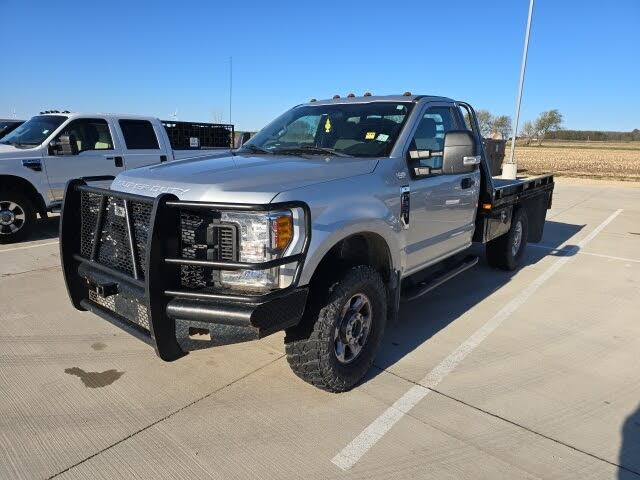 2017 Ford F-350 Super Duty Chassis XL 4WD