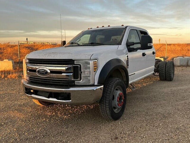 Ford F-550 Super Duty Chassis XL Crew Cab DRW 4WD 2019