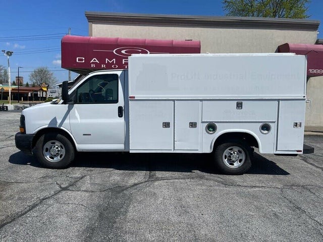 2012 Chevrolet Express Chassis 3500 139 Cutaway with 1SD RWD
