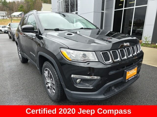 2020 Jeep Compass Latitude with Sun and Safety Package 4WD