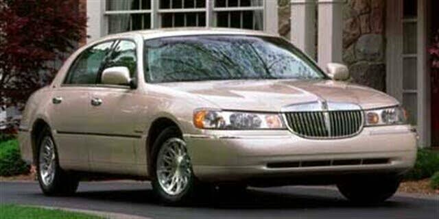 1999 Lincoln Town Car Cartier