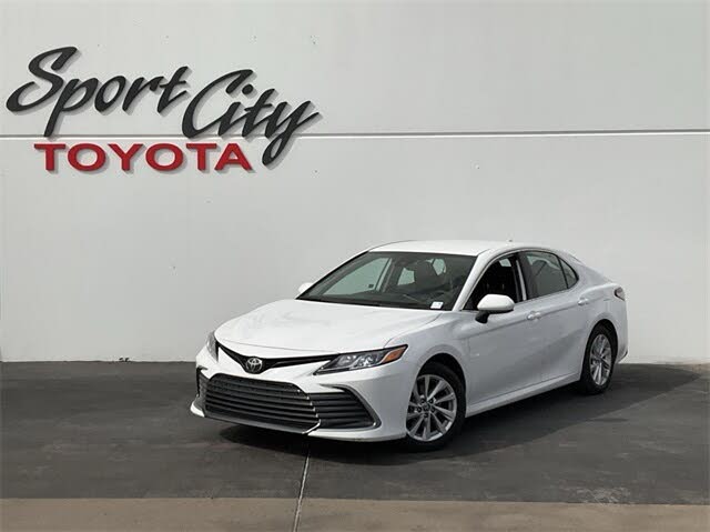 2022 Toyota Camry LE FWD