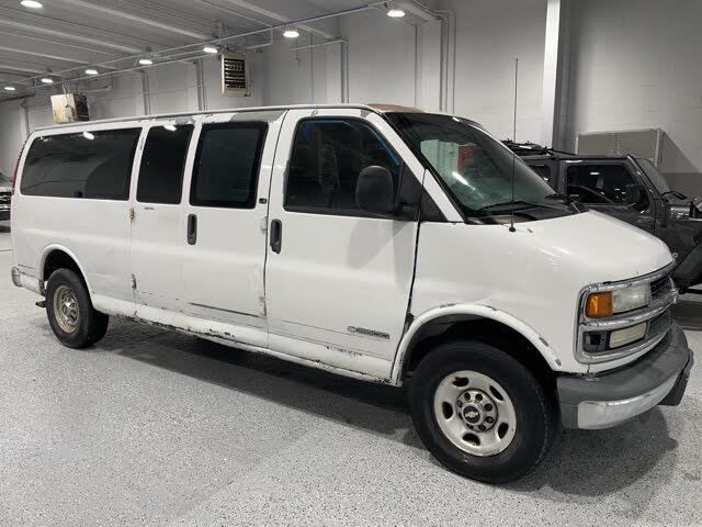 2002 Chevrolet Express G3500 LS Extended RWD