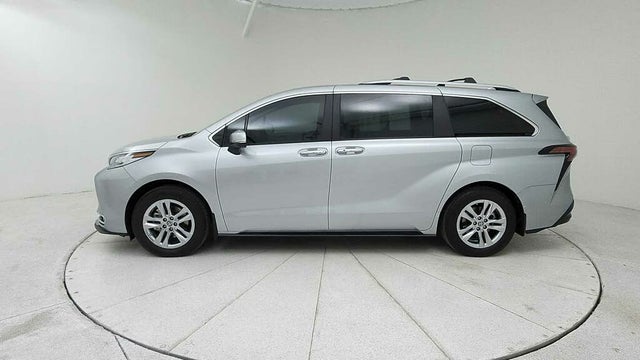 2023 Toyota Sienna Limited 7-Passenger AWD