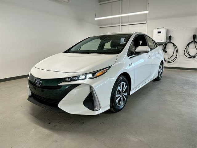Toyota Prius Prime Base 2018